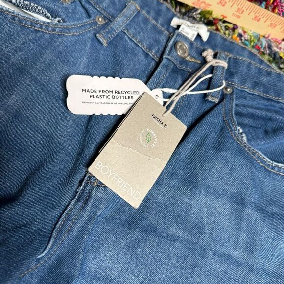 Forever21 Boyfriend Jeans NEW Distressed Stretch Denim Women 28 Light Wash - Picture 5 of 10